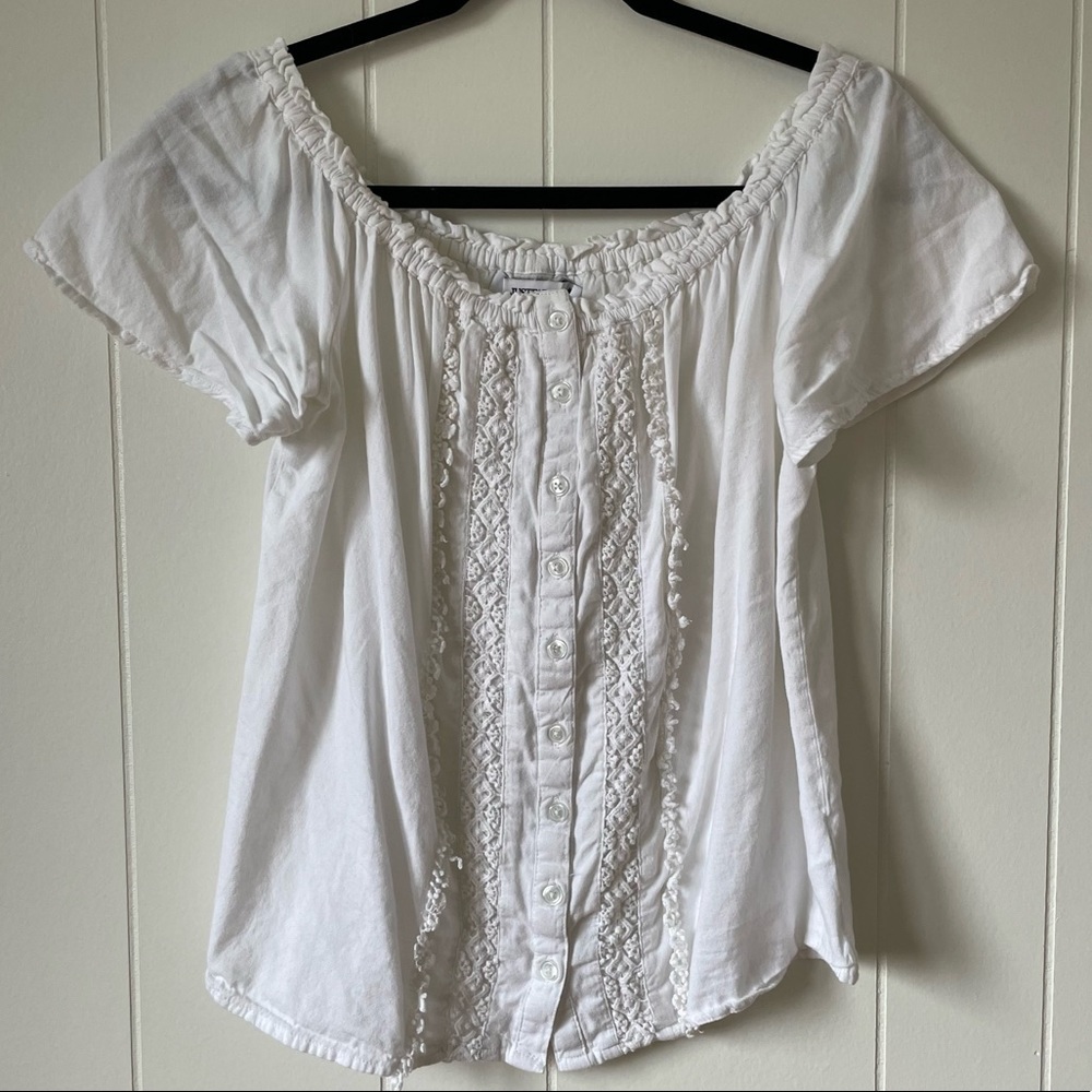 JustFab Off the Shoulder White Cotton Blouse (Size M)